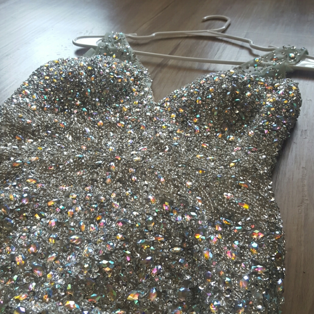 Dress👗 - Picture 3 of 8